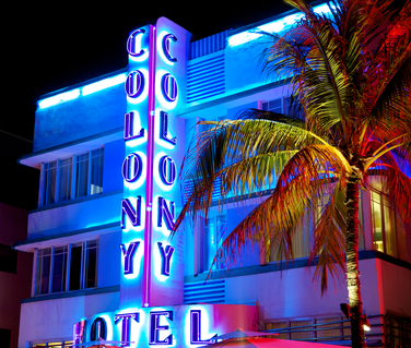 How Custom Building Signs Turn Huntsville Storefronts into Landmarks