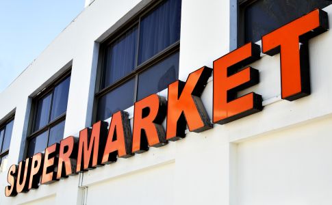 When to Remove or Replace an Old Sign (Before It Hurts Your Brand)